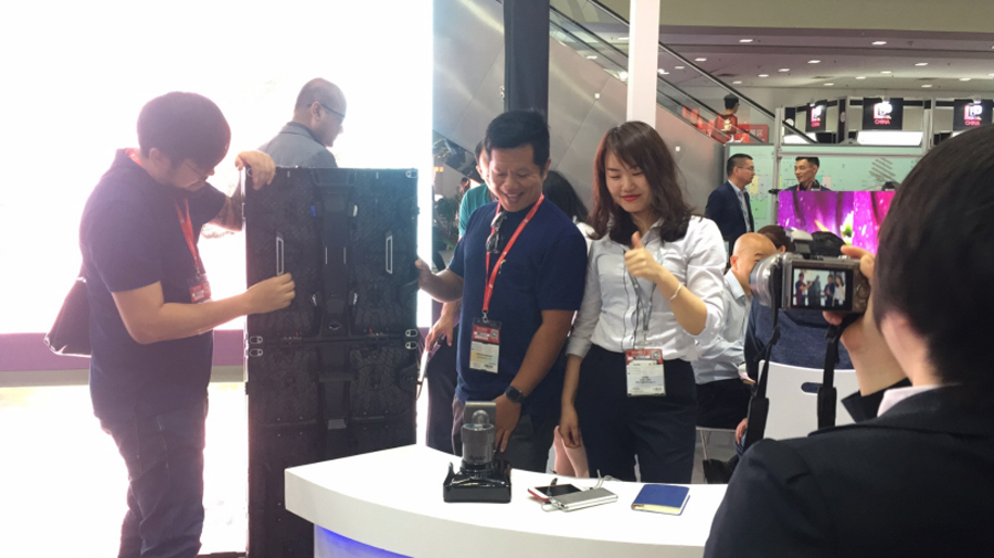 j9娱乐光电深圳LED展
